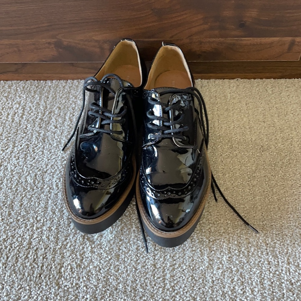 Platform Brogues